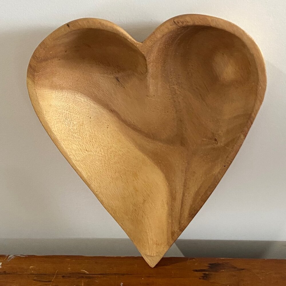 UNIQUE WOOD GRAIN-Heart Shaped Carved Wooden Bowl - Hang or Make it a Candle